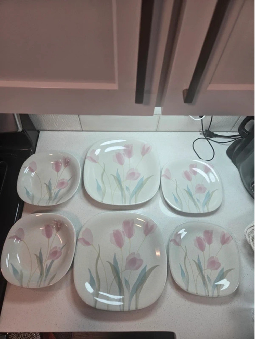 Corelle Square Dinnerware Set with Pink Tulip Design - 6 Pieces